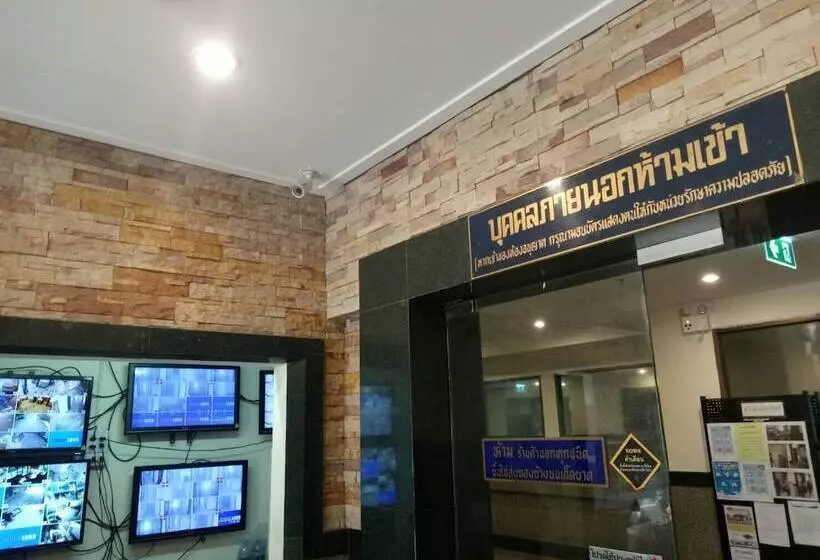 ホテル Komol Residence Bangkok