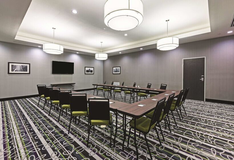 호텔 La Quinta Inn & Suites By Wyndham College Station South