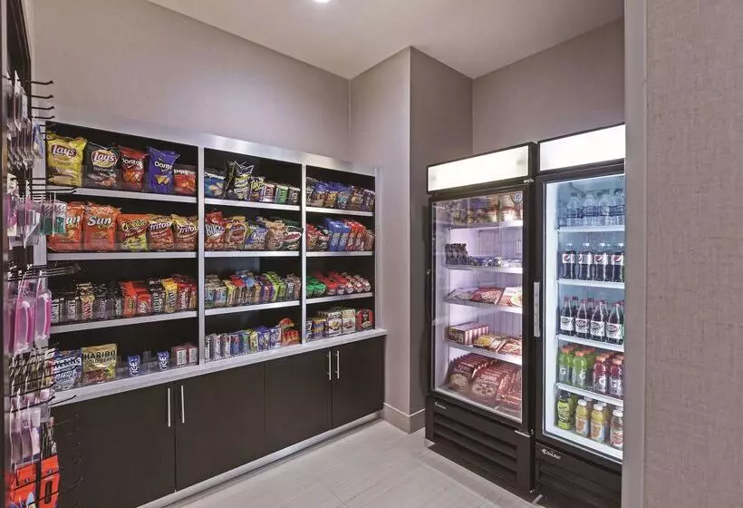 호텔 La Quinta Inn & Suites By Wyndham College Station South