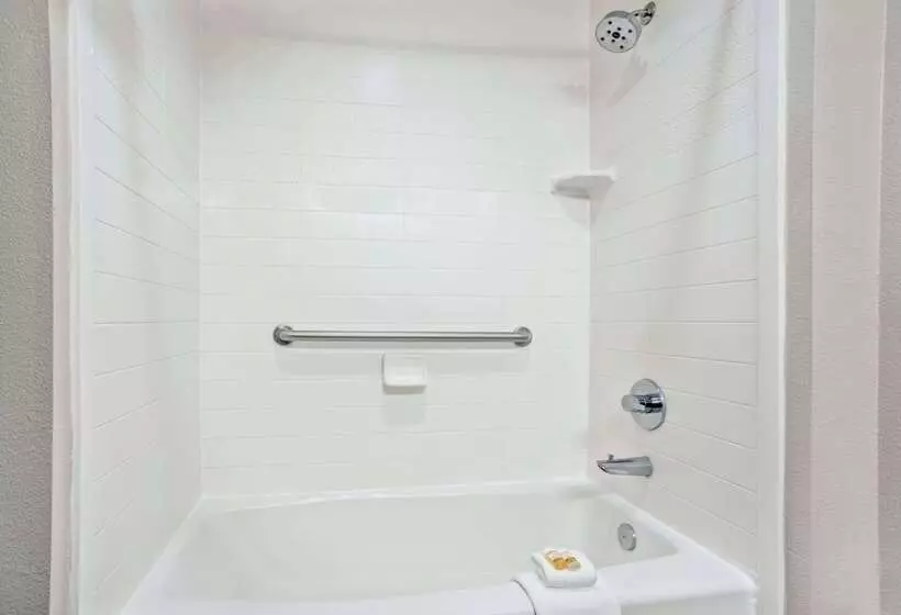 호텔 La Quinta Inn & Suites By Wyndham College Station South