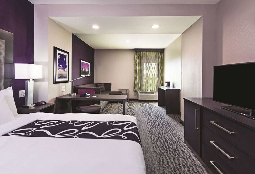 호텔 La Quinta Inn & Suites By Wyndham College Station South