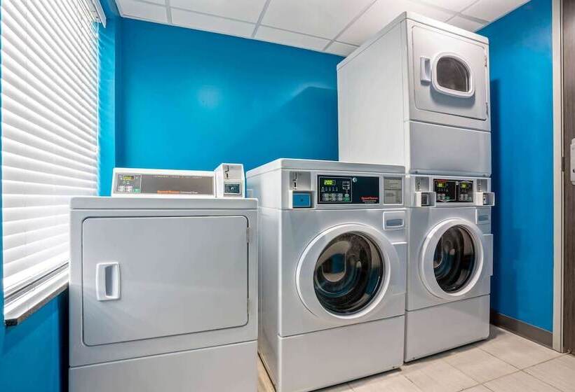 호텔 La Quinta Inn & Suites By Wyndham College Station South