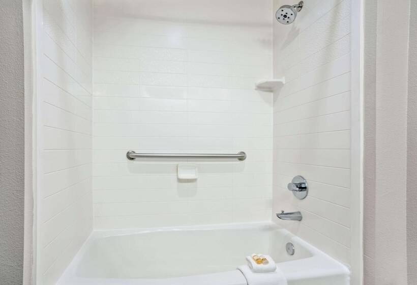 호텔 La Quinta Inn & Suites By Wyndham College Station South