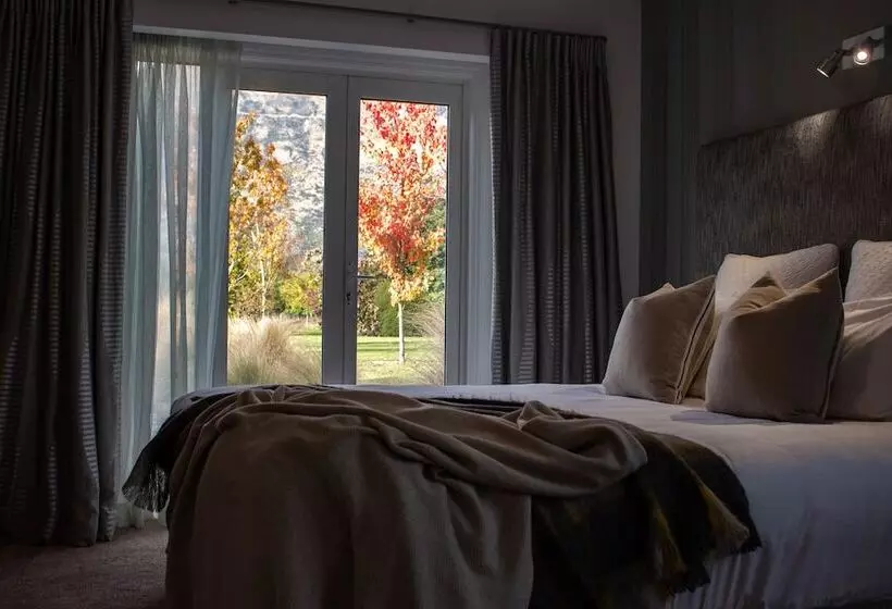 בית מלון כפרי Queenstown Country Lodge
