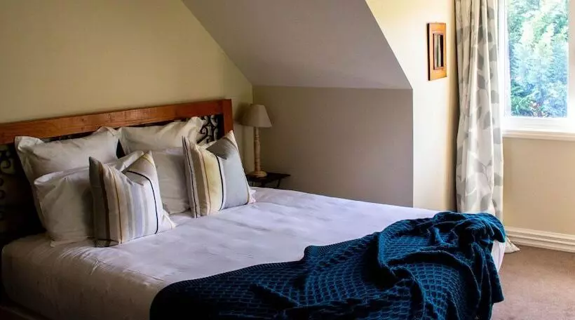 בית מלון כפרי Queenstown Country Lodge