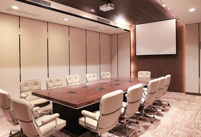 בית מלון כפרי Ramada Plaza Liuzhou Liudong