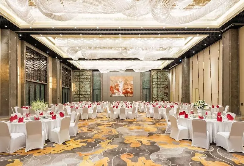 Hotel Ramada Plaza Liuzhou Liudong