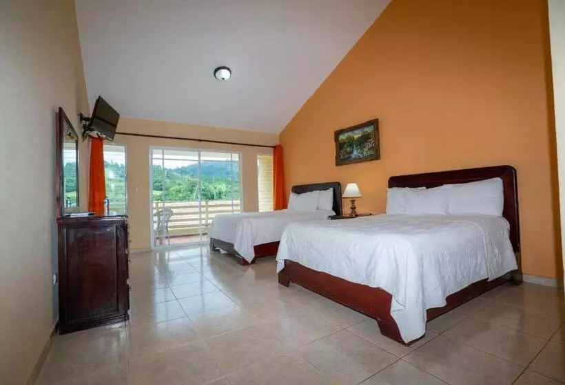 هتل روستایی Jarabacoa River Club & Resort