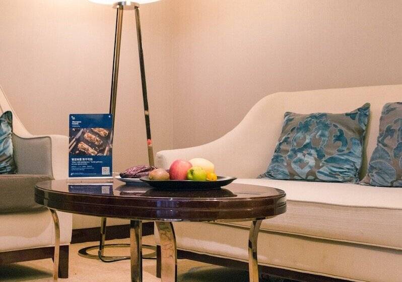 בית מלון כפרי Sheraton Grand Zhengzhou