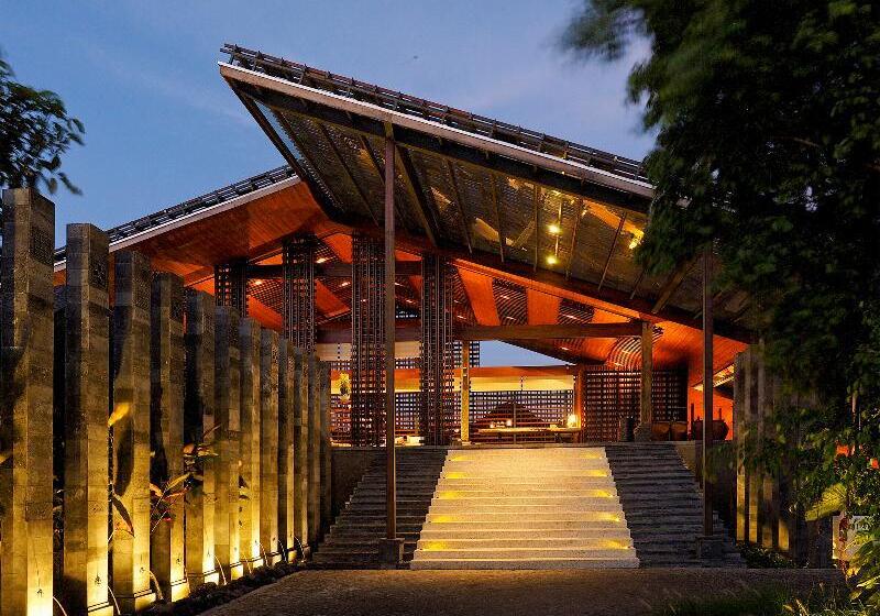 ホテル The Santai By Lifestyleretreats