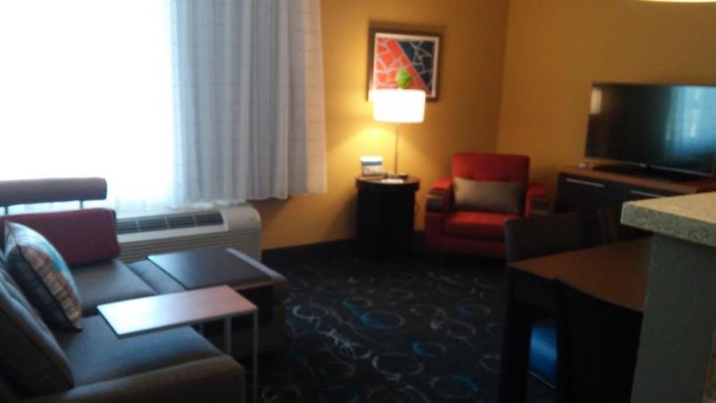 Otel Towneplace Suites By Marriott Carlsbad