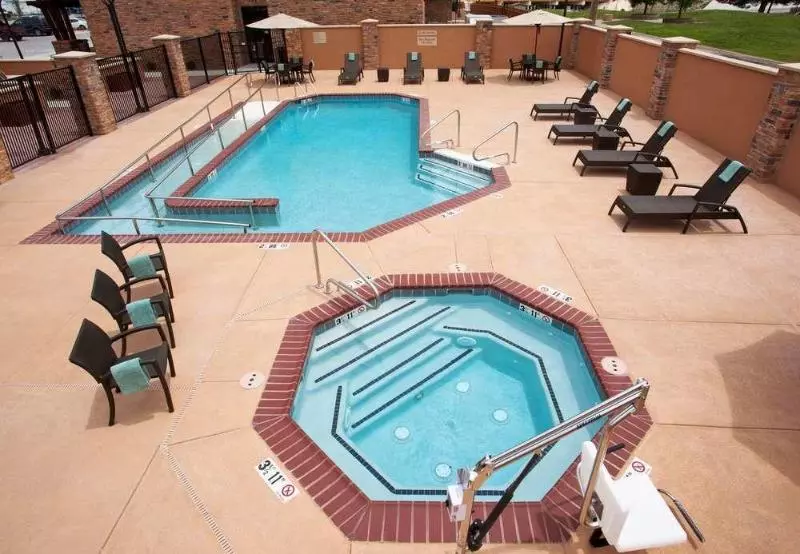 Отель Towneplace Suites By Marriott Carlsbad