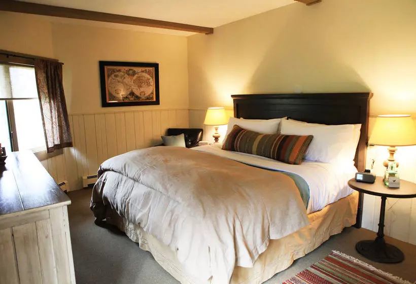 Отель Vasquez Creek Inn