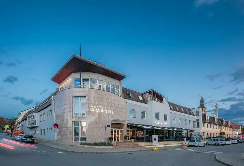 Wine Wellness Hotel Amande Hustopeče