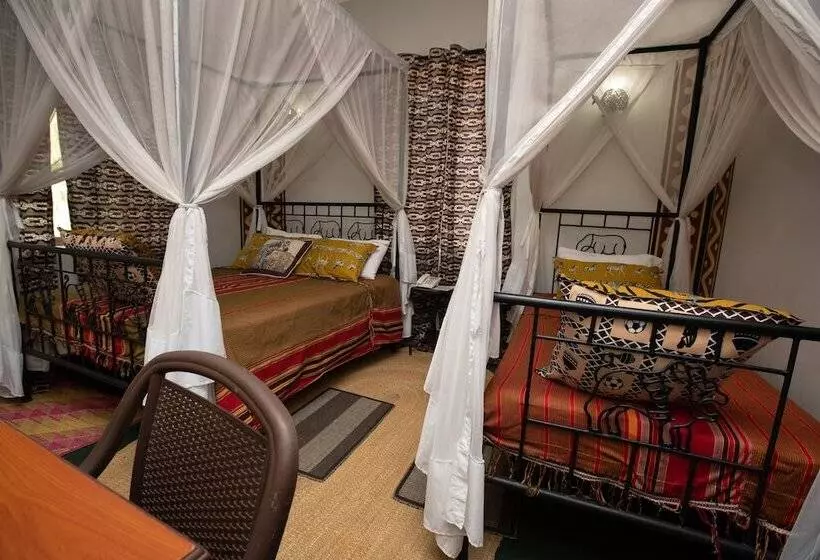 تختخواب و صبحانه Korona Villa Lodge