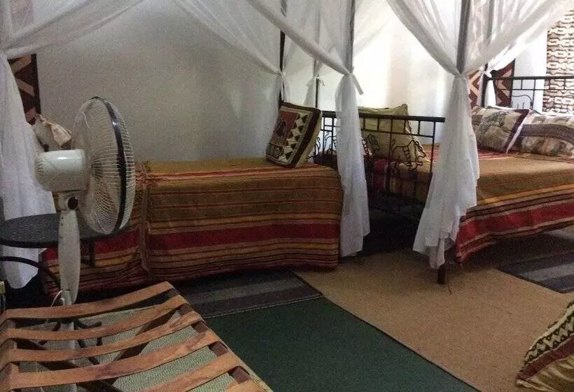 تختخواب و صبحانه Korona Villa Lodge