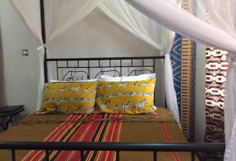 تختخواب و صبحانه Korona Villa Lodge
