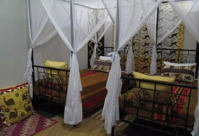 تختخواب و صبحانه Korona Villa Lodge