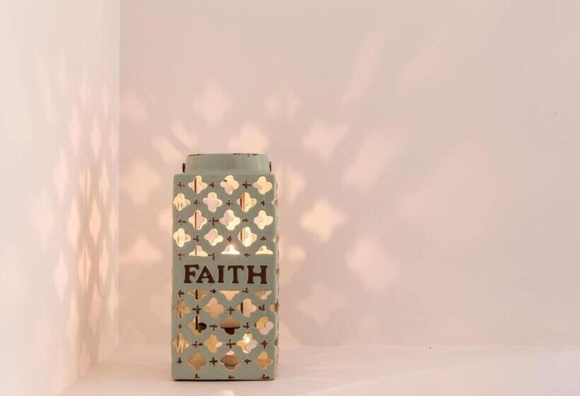 Paradise Design Apartments