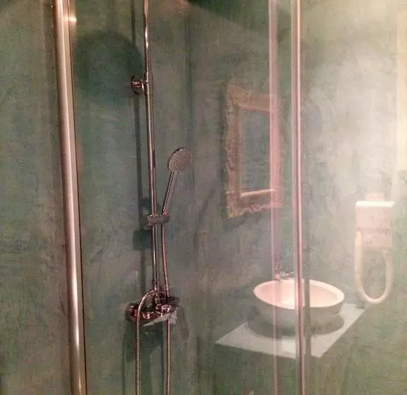 Paradise Design Apartments