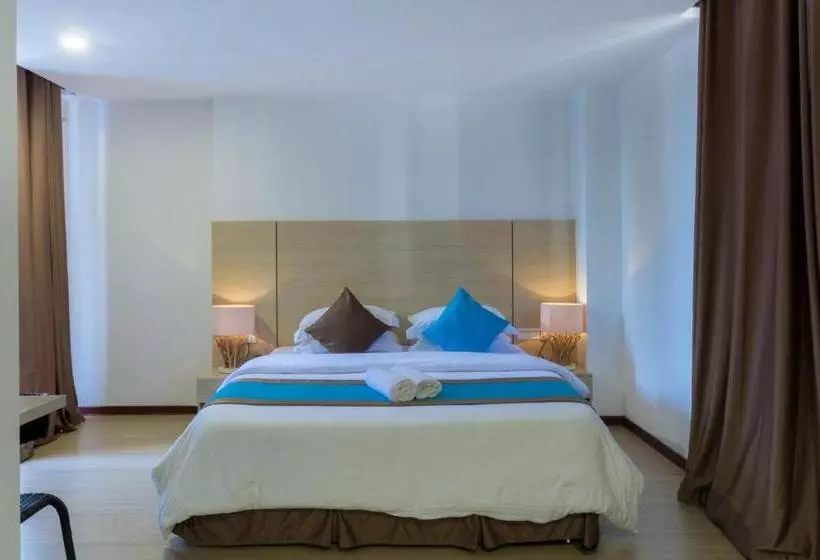 Pension Aquzz & Spa Maafushi Maldives