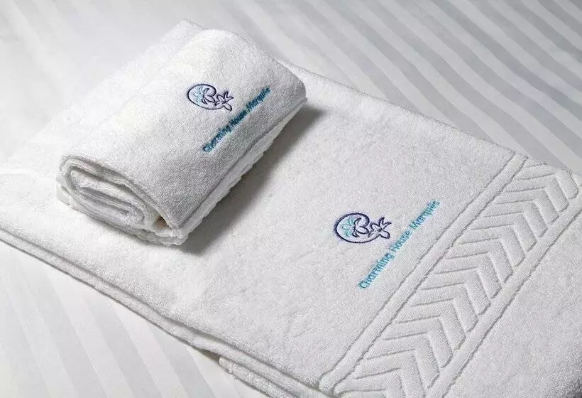 پانسیون Charming House Marques