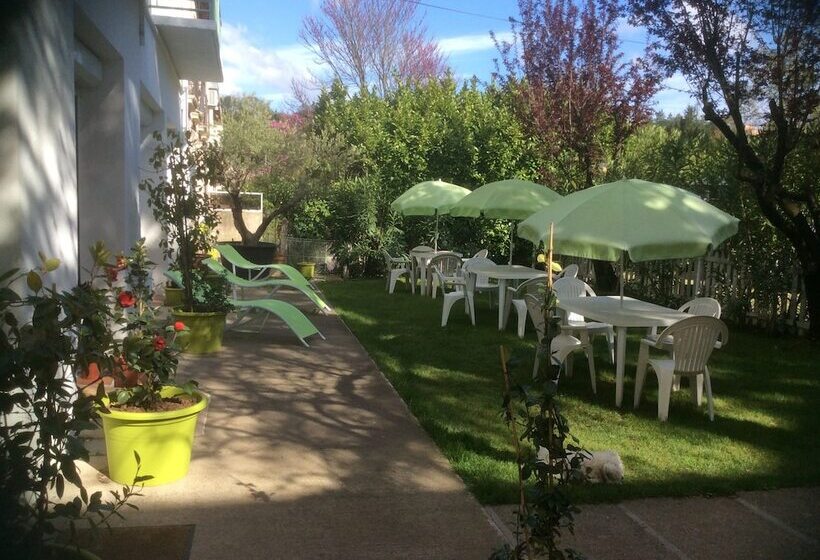 Пансион Villa Casa Blanca