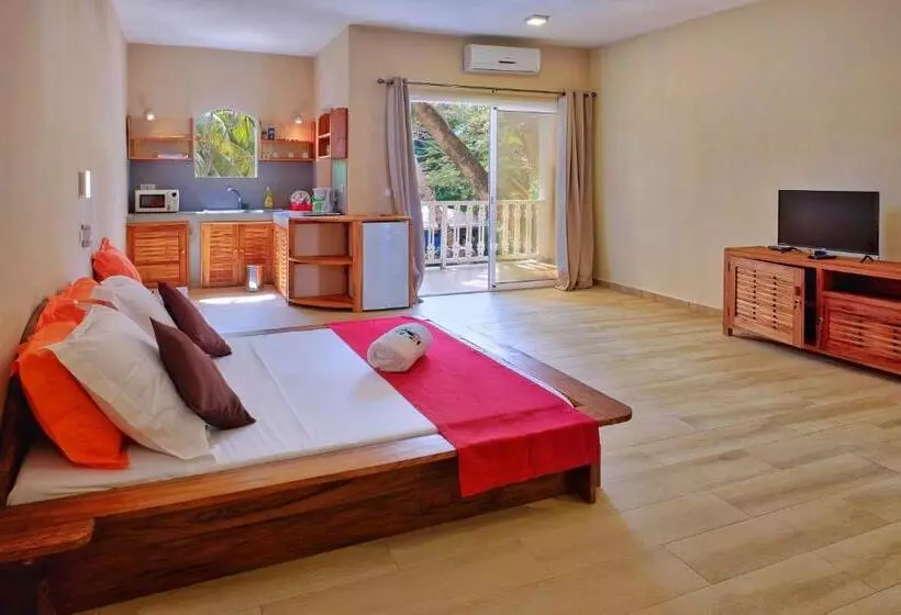 هتل Hôtel Résidence Sarimanok