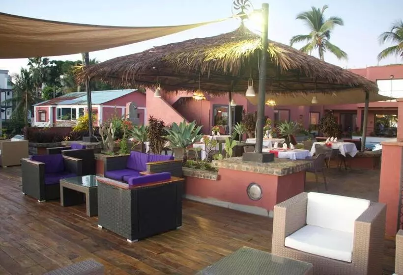 هتل Hôtel Résidence Sarimanok