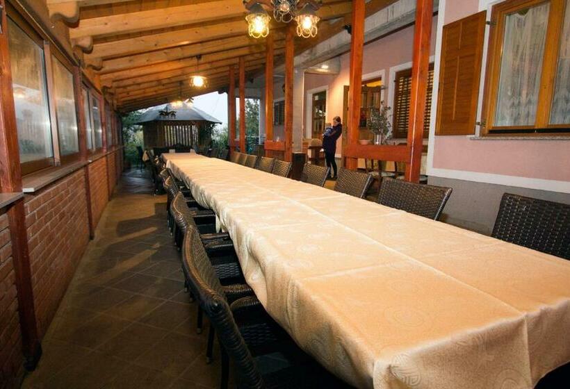 هتل Tourist Farm Gregorič