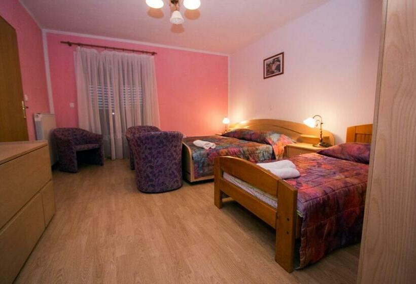 هتل Tourist Farm Gregorič