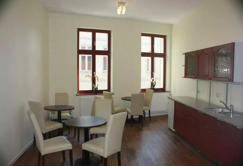 Majatalo Gästehaus Innfernow