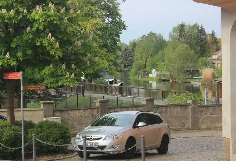 Majatalo Gästehaus Innfernow