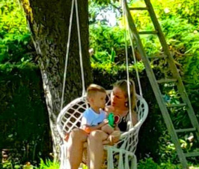 住宿加早餐  Domaine Charente Glamping Familyroom Le Jardin With External Toilet & Shower House & Outdoor Kitchen