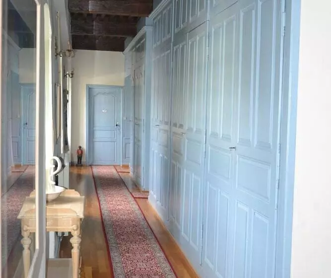 ベッドアンドブレックファースト Domaine La Reveille