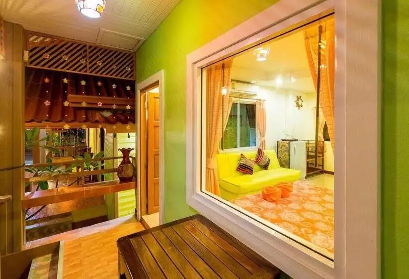 Aamiaismajoitus (B&B) Naengnoi Resort Kohlarn