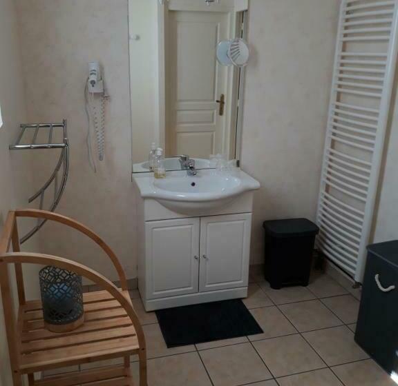 פנסיון Hôtes De L Isle