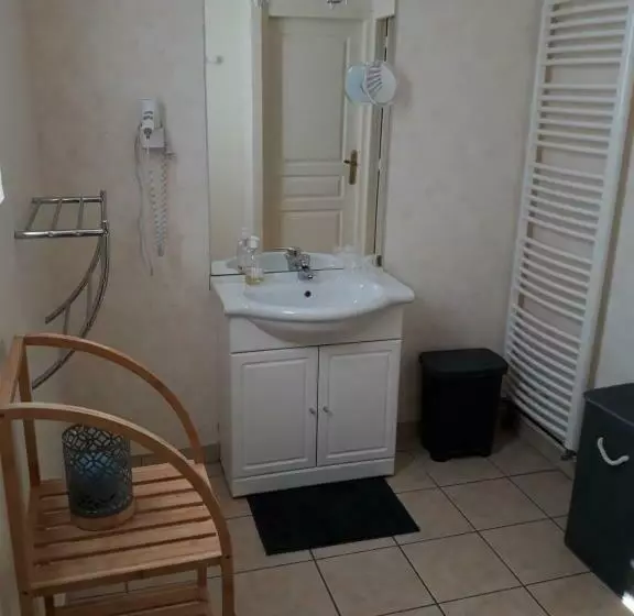 ペンション Hôtes De L Isle