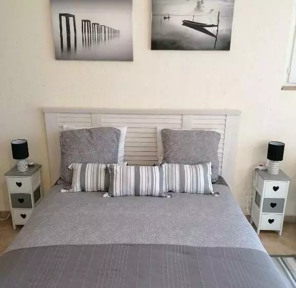 ペンション Hôtes De L Isle