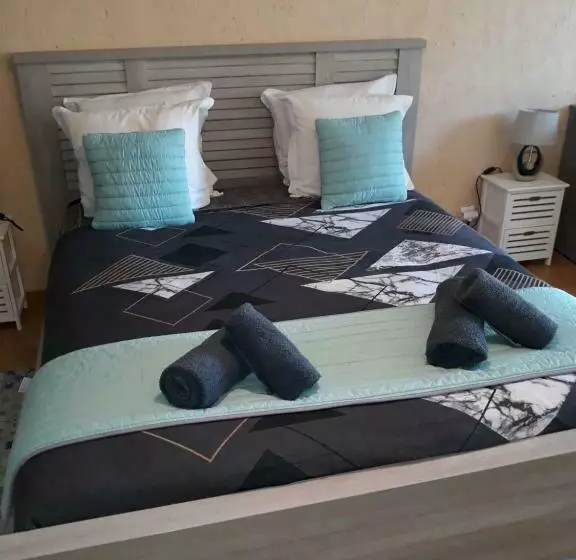 ペンション Hôtes De L Isle