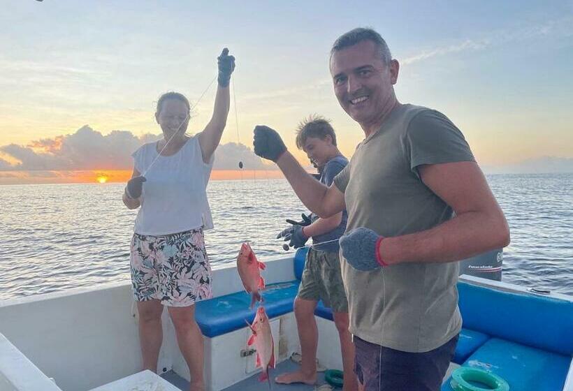 Pensão Mathiveri Thundi Inn