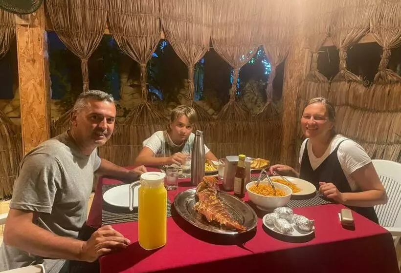 پانسیون Mathiveri Thundi Inn