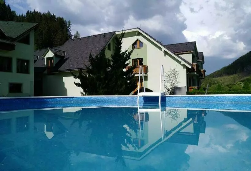 Majatalo Penzion Soltis