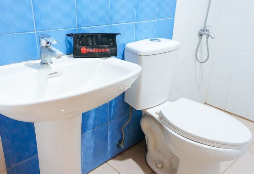 호스텔 Reddoorz Plus Near Talisay Town Center