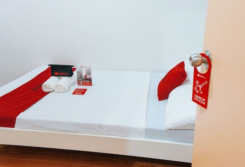 호스텔 Reddoorz Plus Near Talisay Town Center