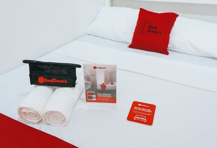 호스텔 Reddoorz Plus Near Talisay Town Center