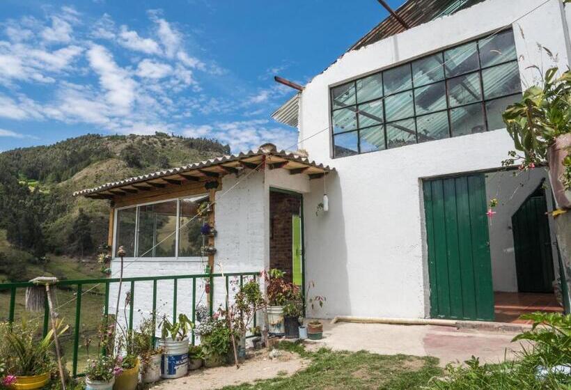 تختخواب و صبحانه Hospedaje Bella Vista Mongui