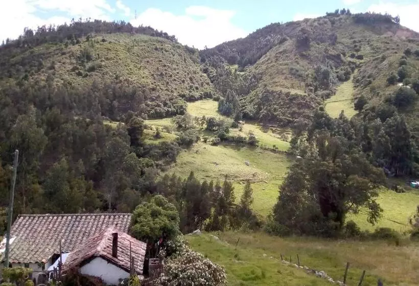 Aamiaismajoitus (B&B) Hospedaje Bella Vista Mongui