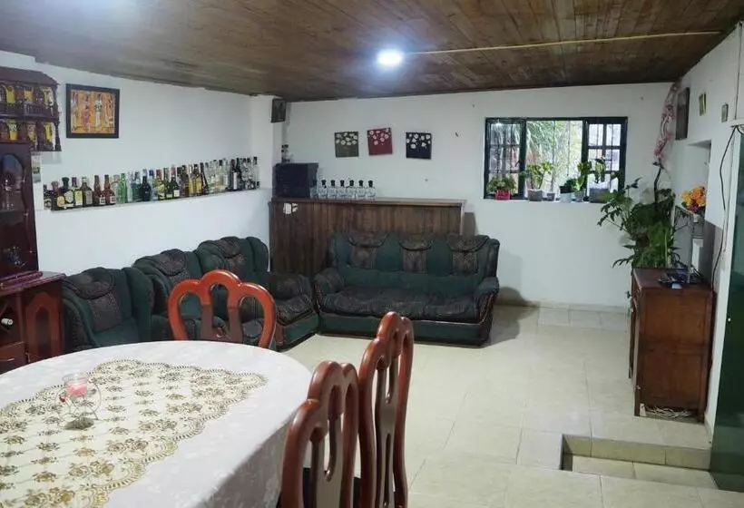Aamiaismajoitus (B&B) Hospedaje Bella Vista Mongui