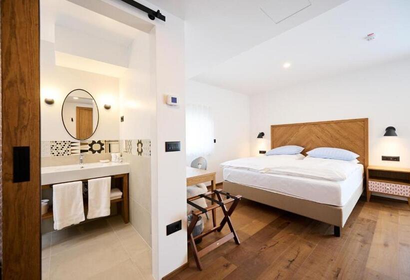 هتل Hiša Ančka, šenčur 3 Min To The Airport